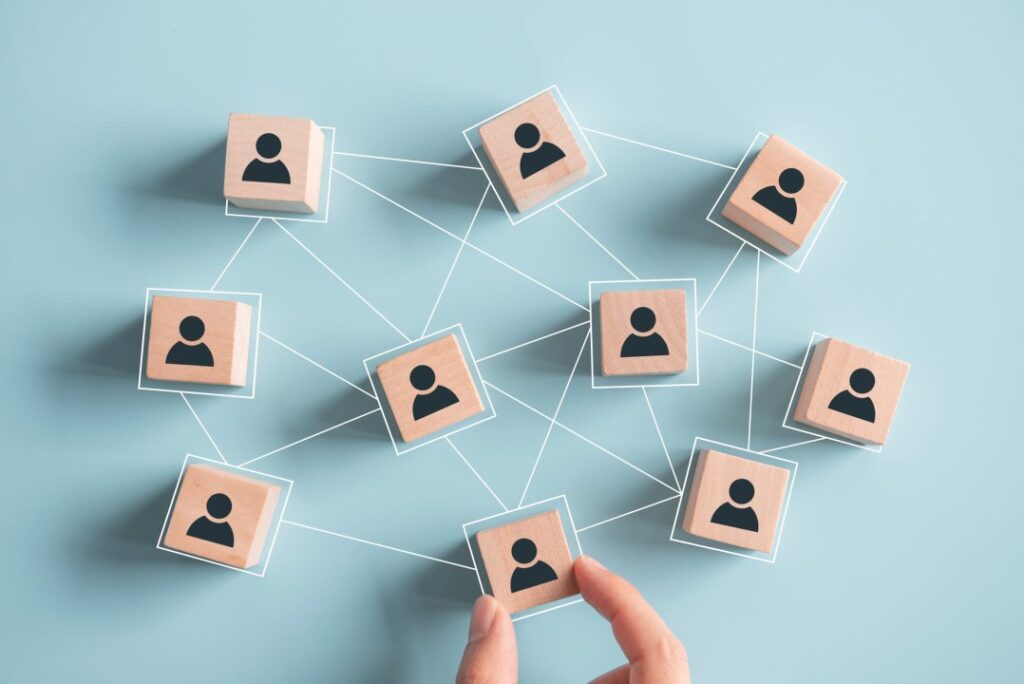 Job Search Hacks: 7 Tips and Tricks to Stand Out from the Crowd 4 job search Hacks